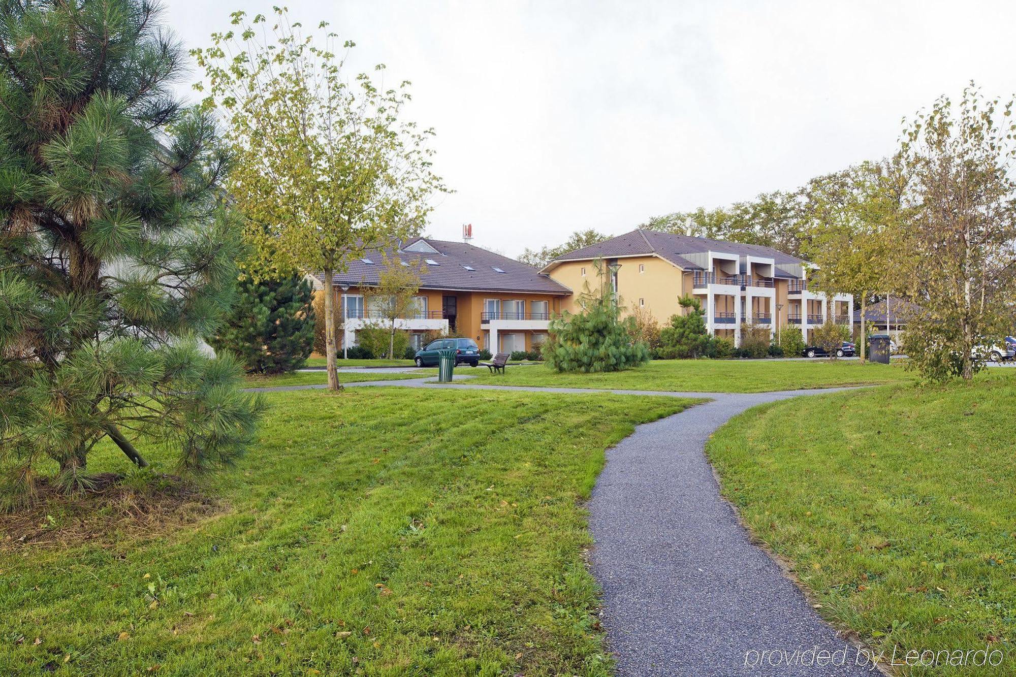 Residhome Geneve Prevessin Le Carre D'Or Экстерьер фото